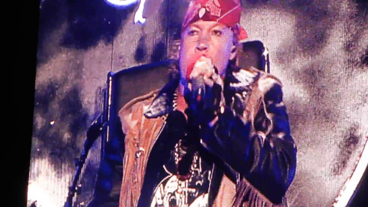 Guns and Roses - Civil War (Live at Mexico City 04-19-2016)