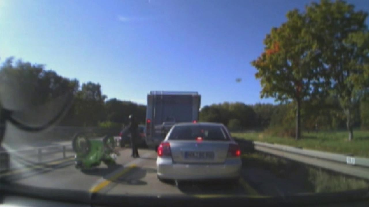 Motor maakt heftige salto