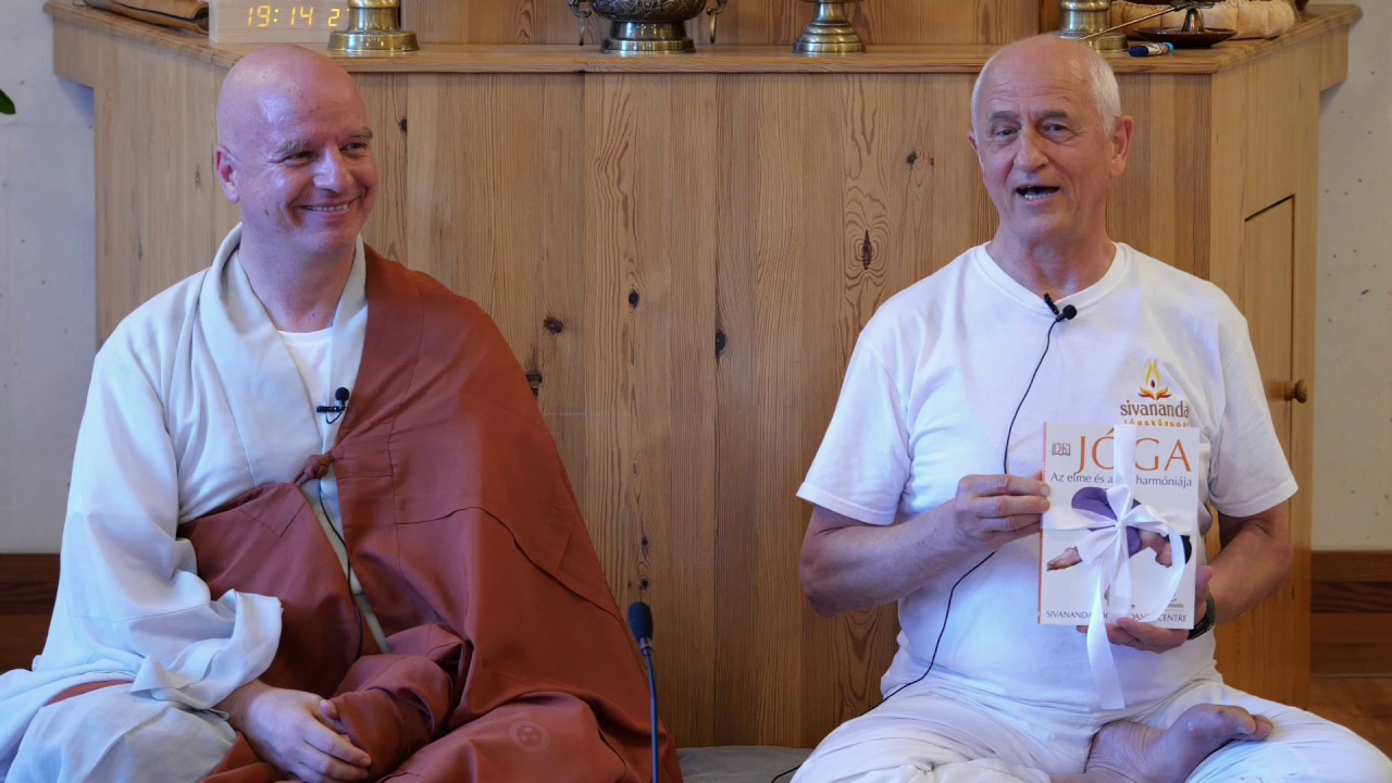 2019 08 01 WKS Sivananda - Omkára & Chong An Sunim