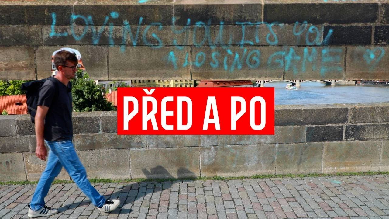 Jak město čistí graffiti na Karlově mostě?