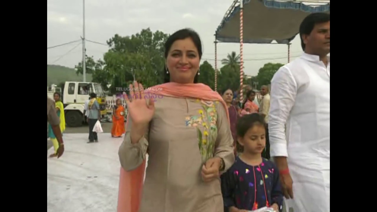 Meet India's most beautiful MP Navneet Kaur