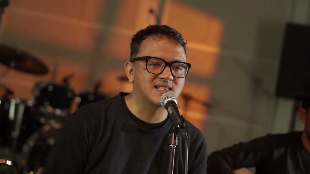 Officially Missing you cover by Lovetones 