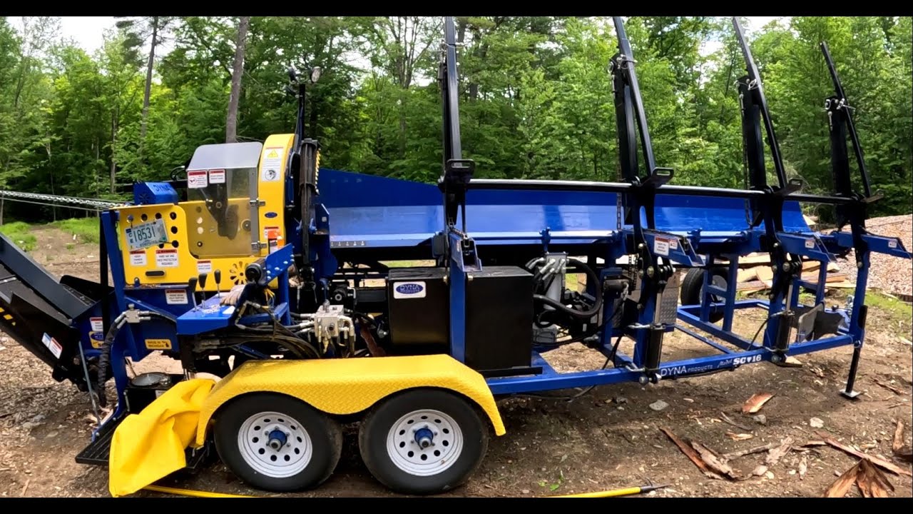 The Dyna SC 16 wood processor at work