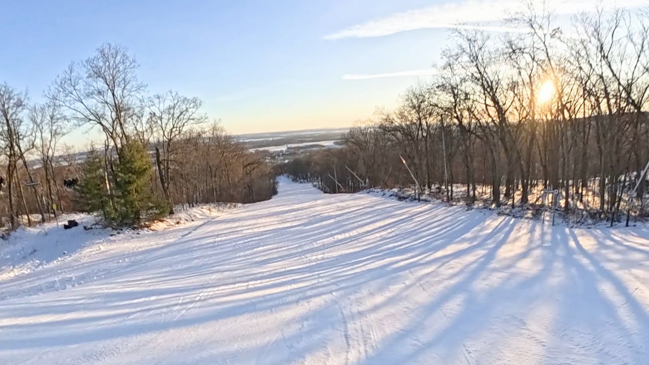 Wisconsin Devil's Head Resort Skiing Adventure | BrankoSkiAdventures