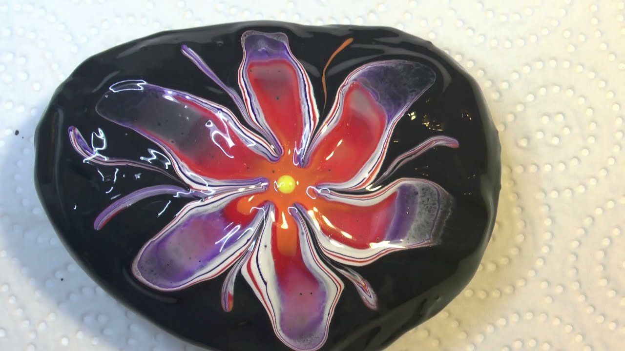 Steine bemalen, Acrylic Pouring on a Rock, Acryl gießen.