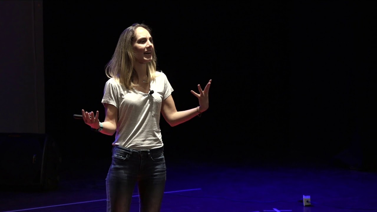 El lado oscuro de compartir | Camila Zuluaga | TEDxBarranquilla