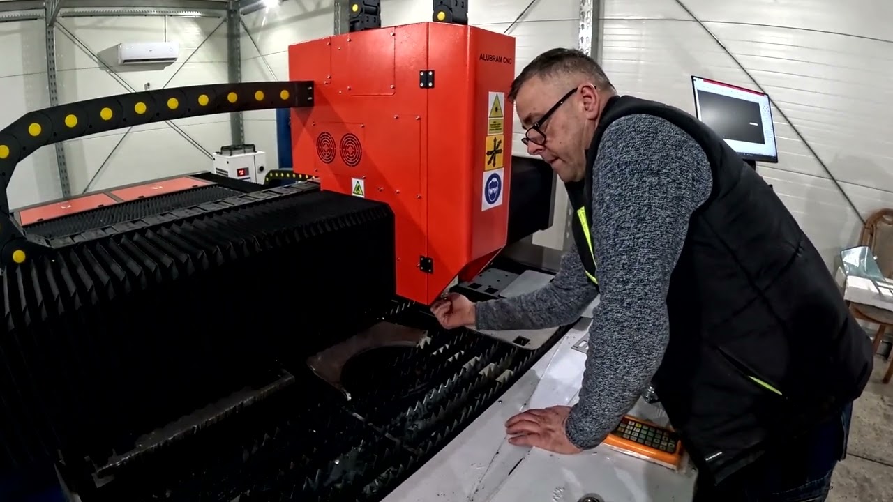 Ploter Laserowy Alubram CNC 3 kW bez zabudowy