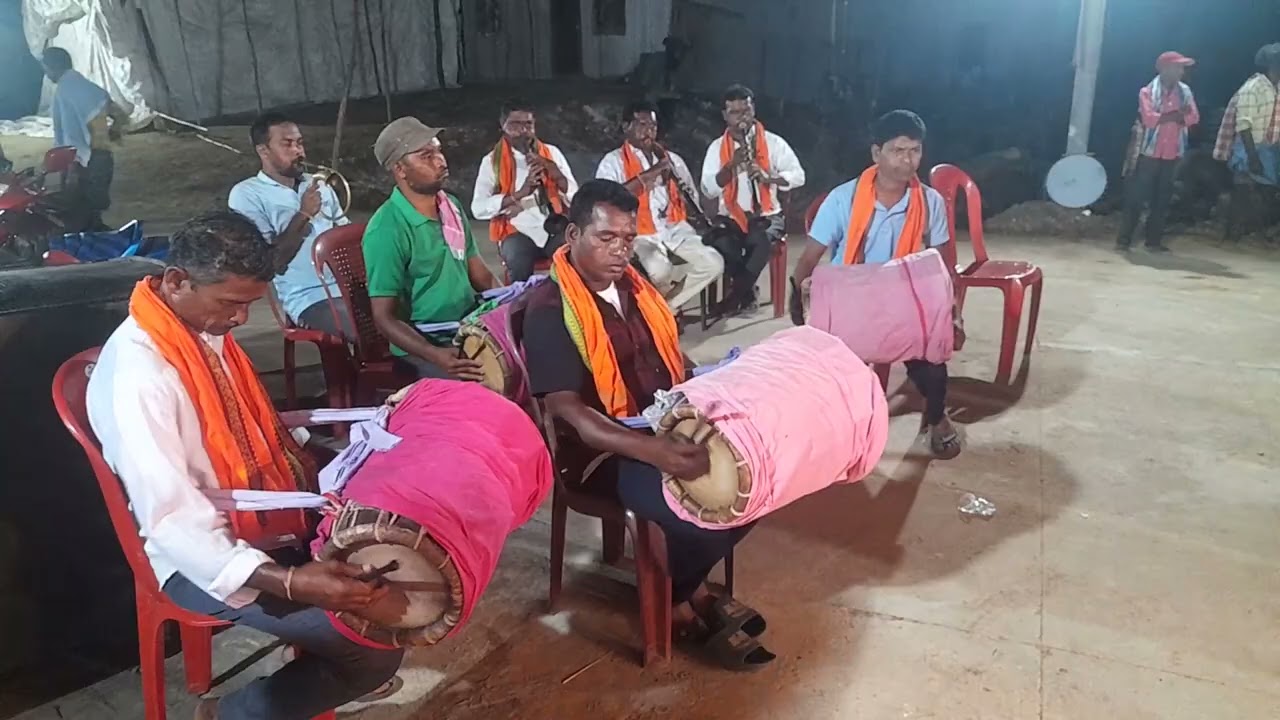 ఆదివాసీ సన్నాయి మేళం