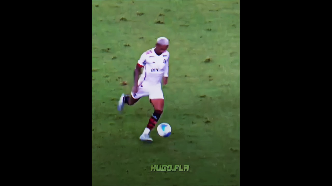 WESLEY &Eacute; O NOVO CAFU O MELHOR LATERAL DO BRASIL!☠️❤️🖤 #flamengo #wesley #brasileirao #skills