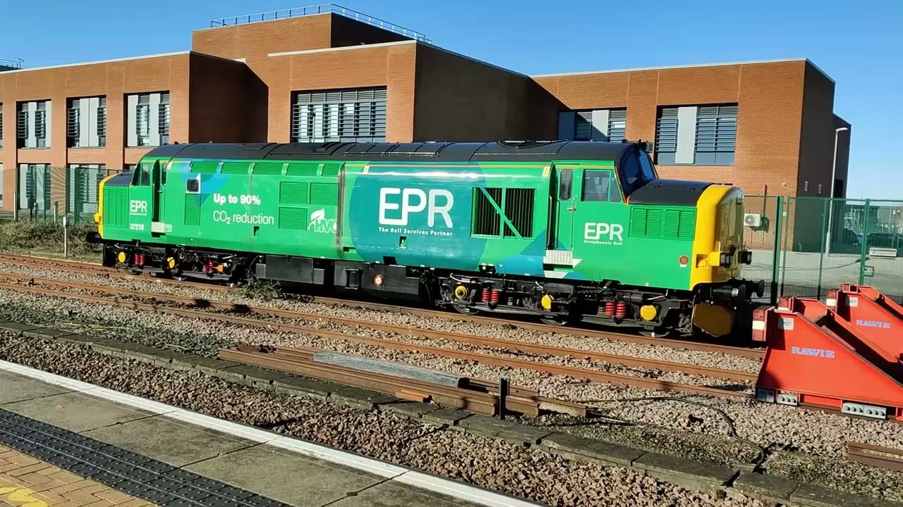 York Station: The 60-Year-Old 'Green Tractor' & Heritage Steam Power!
