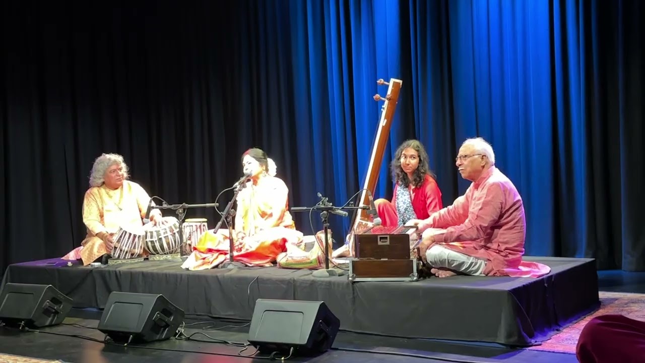 Malini Avasti vocal and Pt Ramkumar Mishra tabla and Pt Dharamnath Mishra ji Harmonium