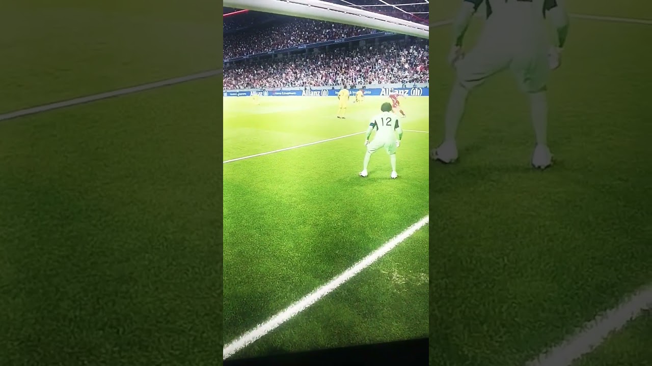 the moment koman destroyed the goalkeeper #viralvideo #germanfootballclub #bayern