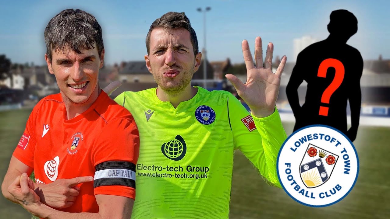 Which FAMOUS YouTube star used to play for Lowestoft Town?