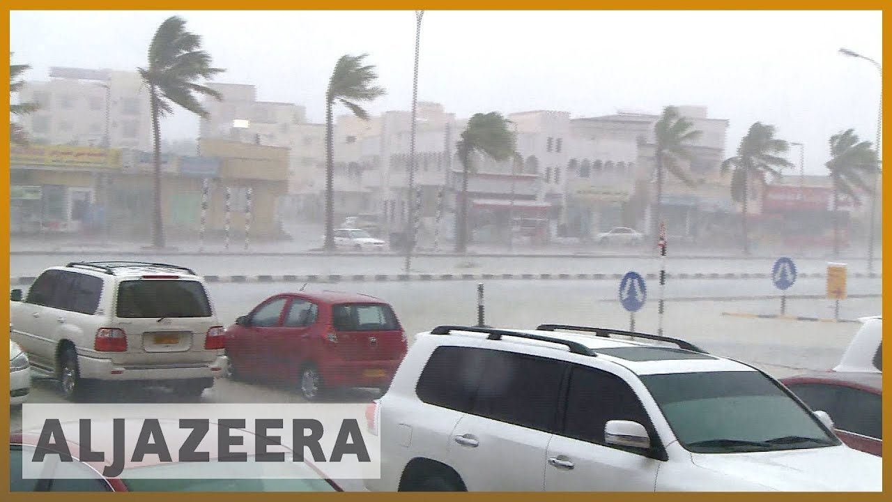 🇴🇲 Cyclone Mekunu: Oman braced for massive storm | Al Jazeera English