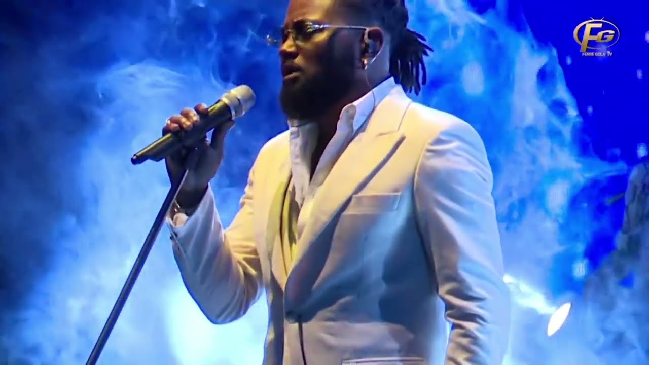 Ferre Gola - Regarde-moi (concert en ligne)