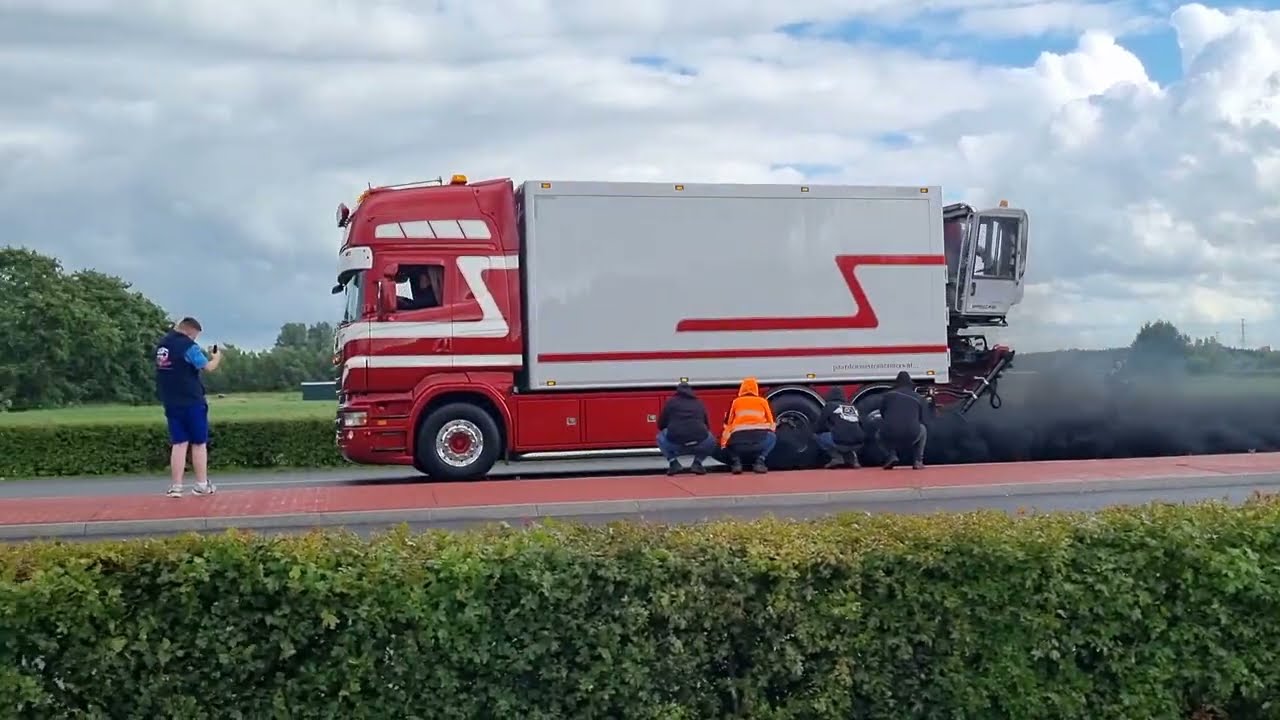 W. van Wijk, Patrick Druijf, G&J van Leeuwen // Truckstar Festival 2023 // Scania straight pipe