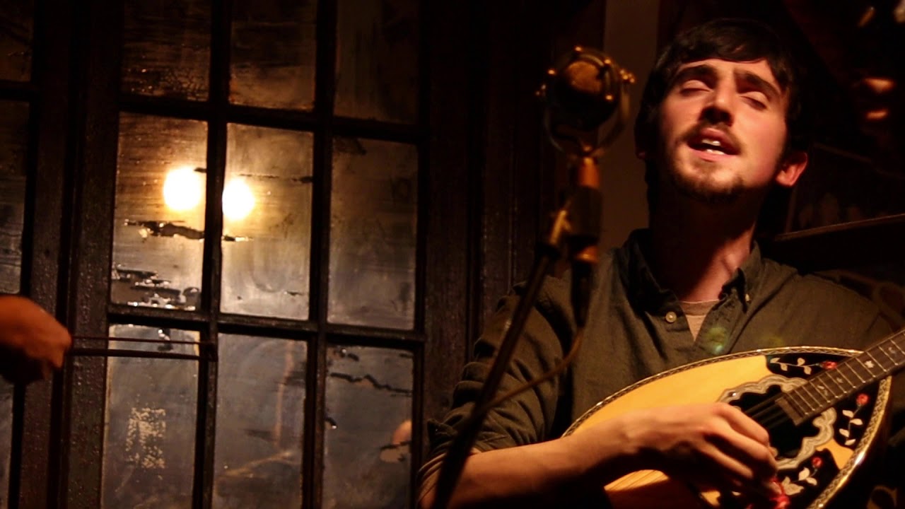Brían Mac Gloinn, Eamon O'Leary, Anna RG: Live at The Scratcher Pub - 