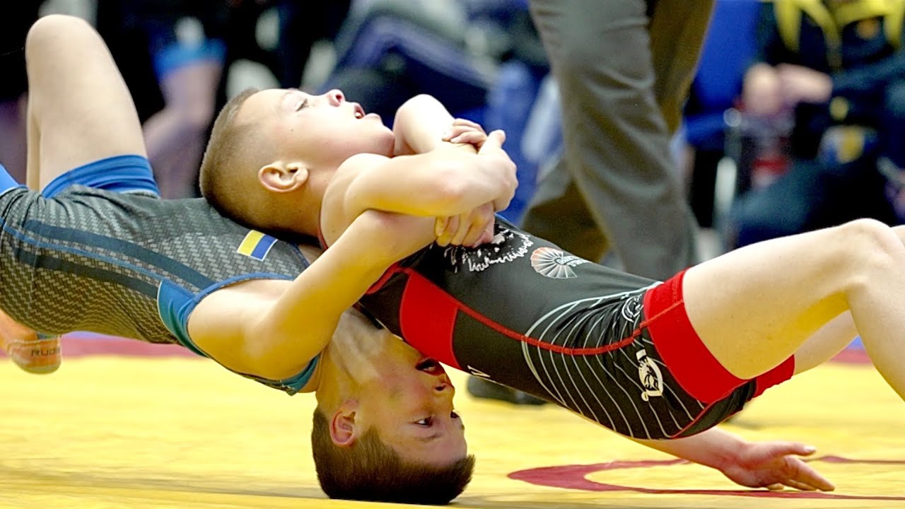 U13 I. Zimenko (UKR) vs D. Horbanych (UKR) 38kg. Youth boys greco-roman wrestling.