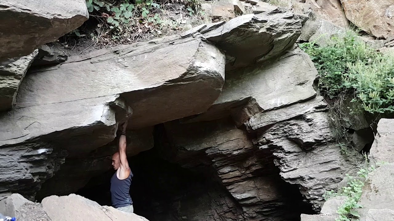Glupsch 7b+ Avalonia Fuchurs Höhle Herdecke Ruhrtal