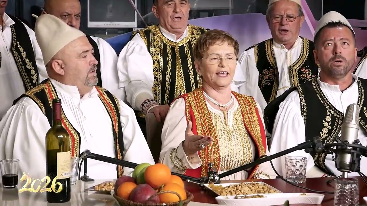 Sec mu bë në ëndërr. Bejushe Barjamaj dhe grupi Thesaret Labe