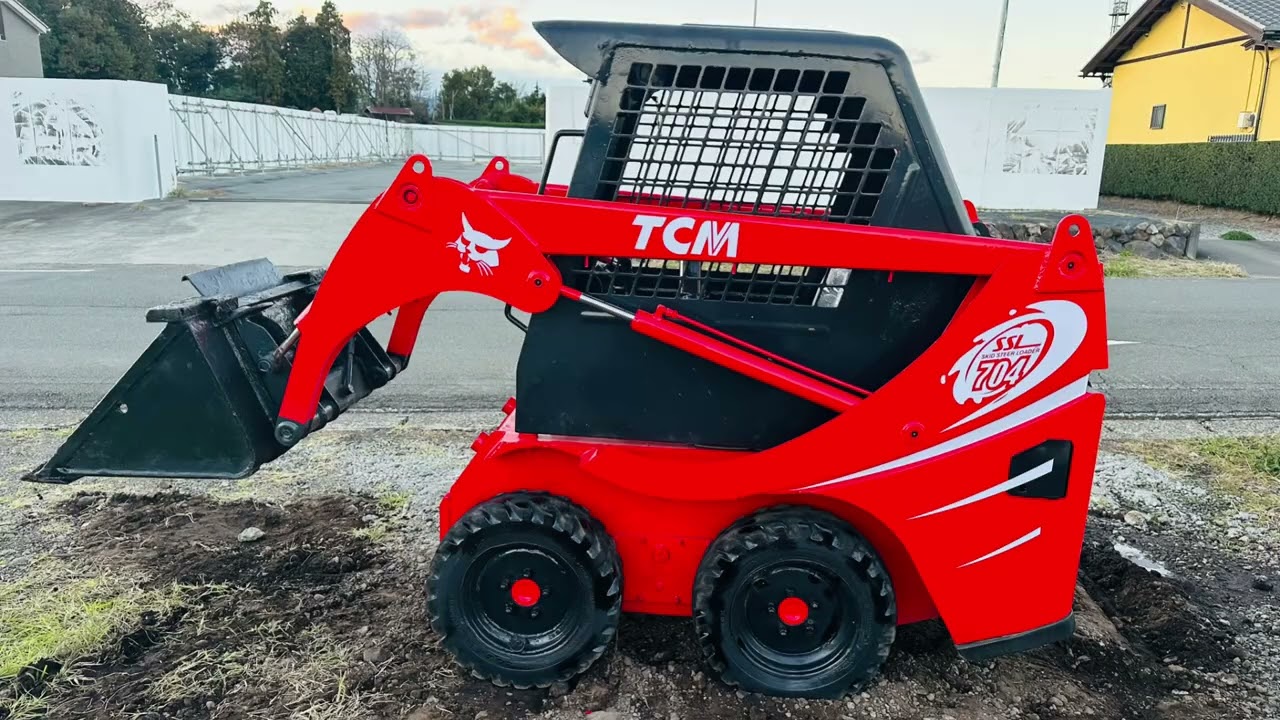 ボブキャット　TCM 704 Bobcat