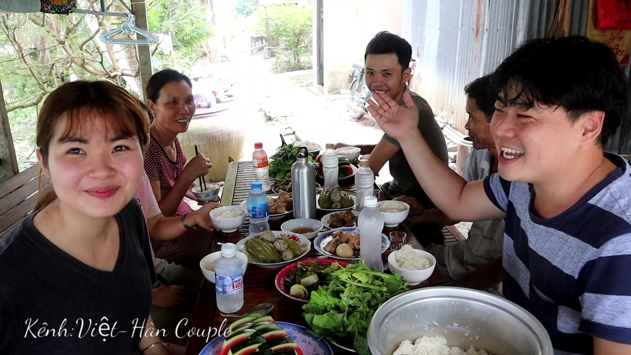 Tết qu&ecirc;#2: Bửa cơm Tết Sớm-Nh&acirc;n vật mới xuất hiện😘😘 🇻🇳232