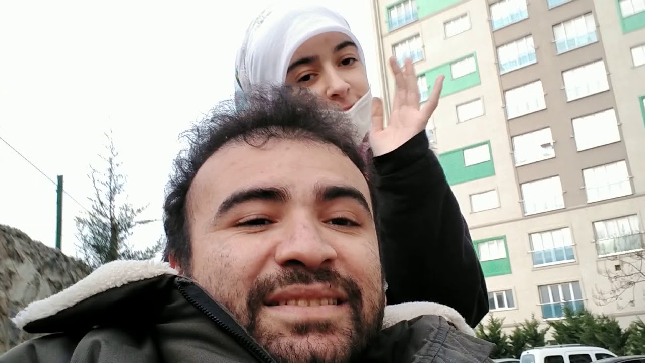 BİR SÜRPRİZ YAPTIM VE ELİF'E ÇOK İSTEDİĞİ ROBOT SÜPÜRGEYİ ALDIM.!!