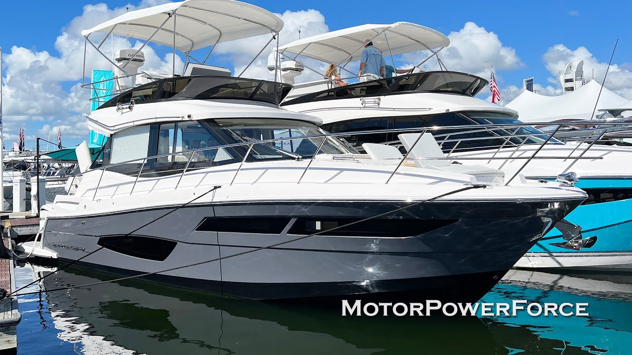 Regal 38 FXO 2023 Boat Tour