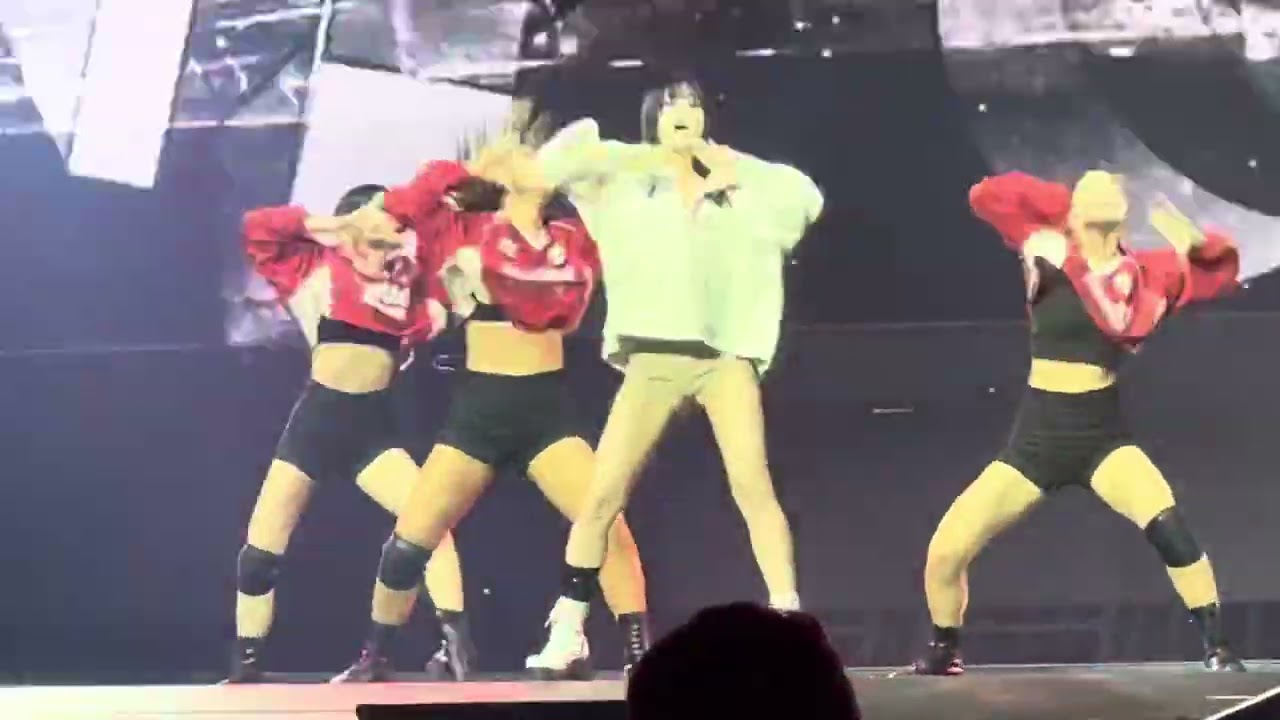 Twice Momo Solo Live in Berlin 2023