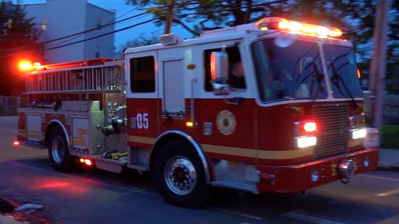 PFD Engine 5, Ladder 6 & Battalion 11 Responding