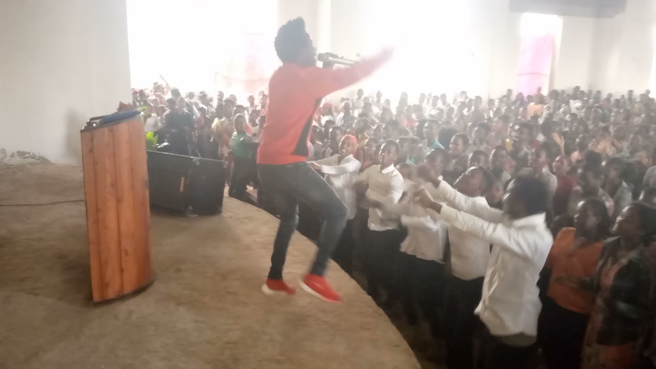 አኔት ዘመራሚሁ!!!! የሚገርም የመድረክ አምልኮ ተባረኩበት!!!