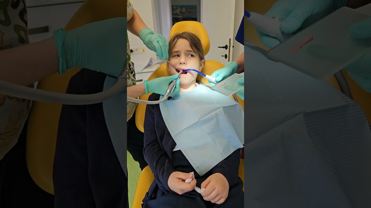 Vizita anuală la dentist 🦷 Ce a zis doamna doctor 👌🏻 Cum a reacționat Iana ☺️👏🏻