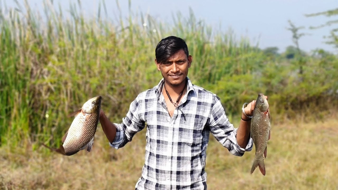 आज नदी में मछली पकड़ने आ गए | Fishing Vlog in Village 🎣