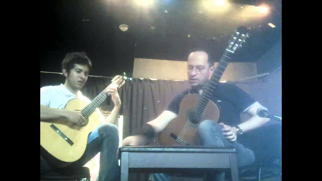 Denis Azabagic teaches Preludude from BWV  997  by  J  S  Bach
