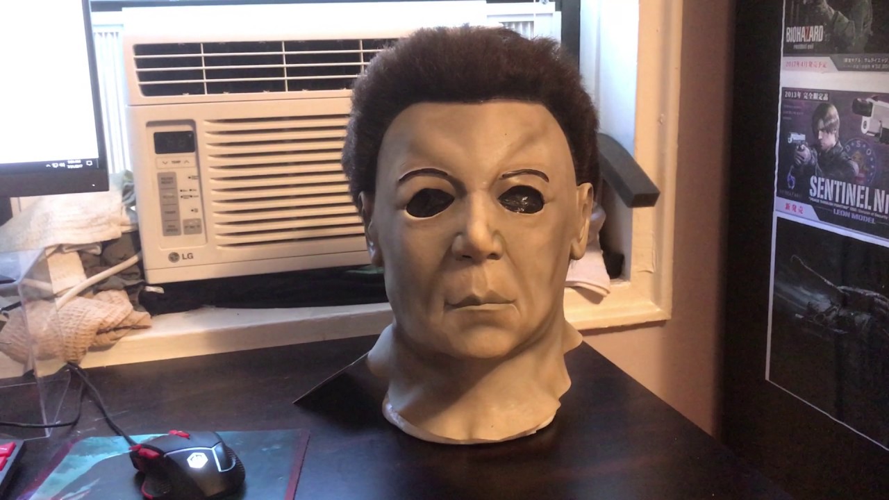 Halloween Resurrection Cinema Secrets Myers Mask Deluxe LM103