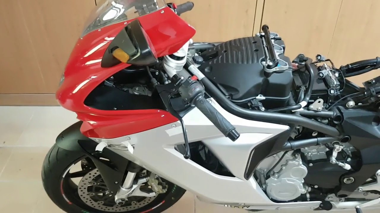 Cambio bujias mv agusta trepistoni