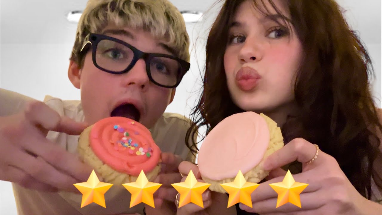 CRUMBL COOKIE REVIEW 