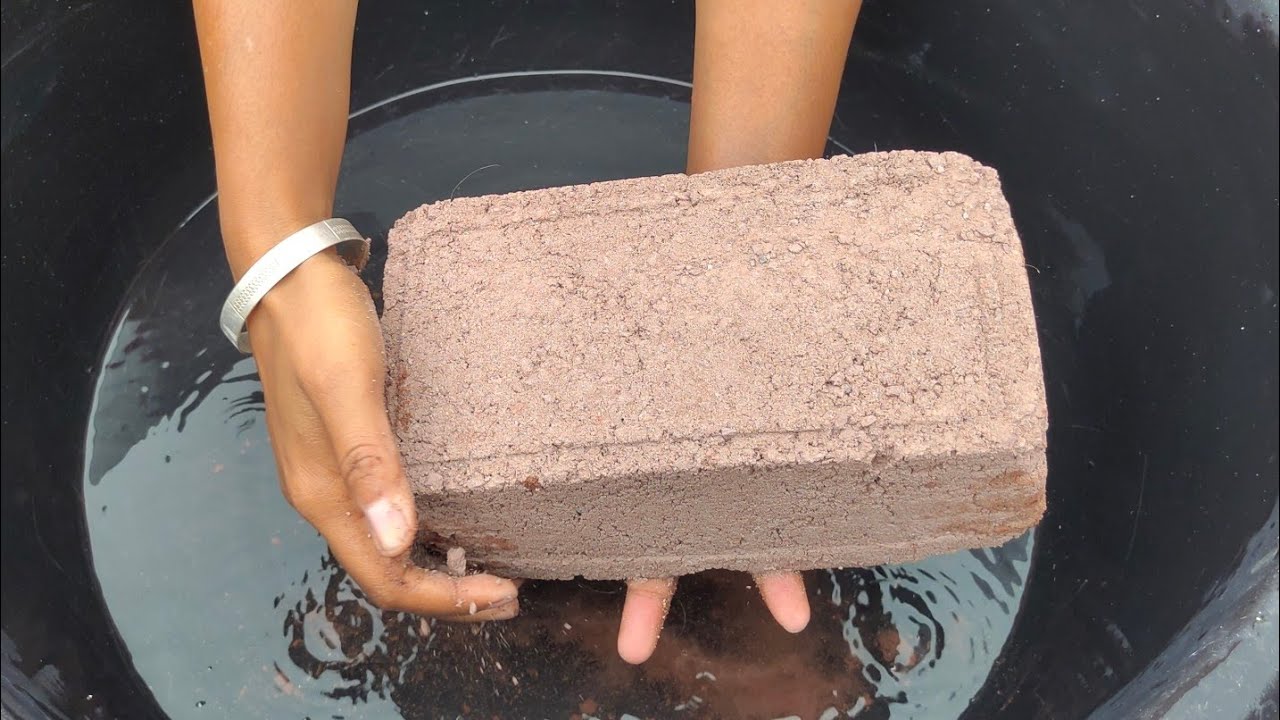 Soft big blocks/chunks of gritty red sand cement water 💦crumbling/dipping ||satisfying|| #SAASMR