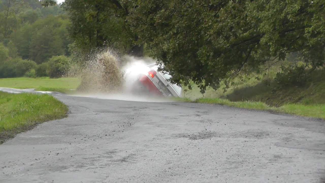Podbrdská Rallye Legend Standy Šelmáta 2022.crash action