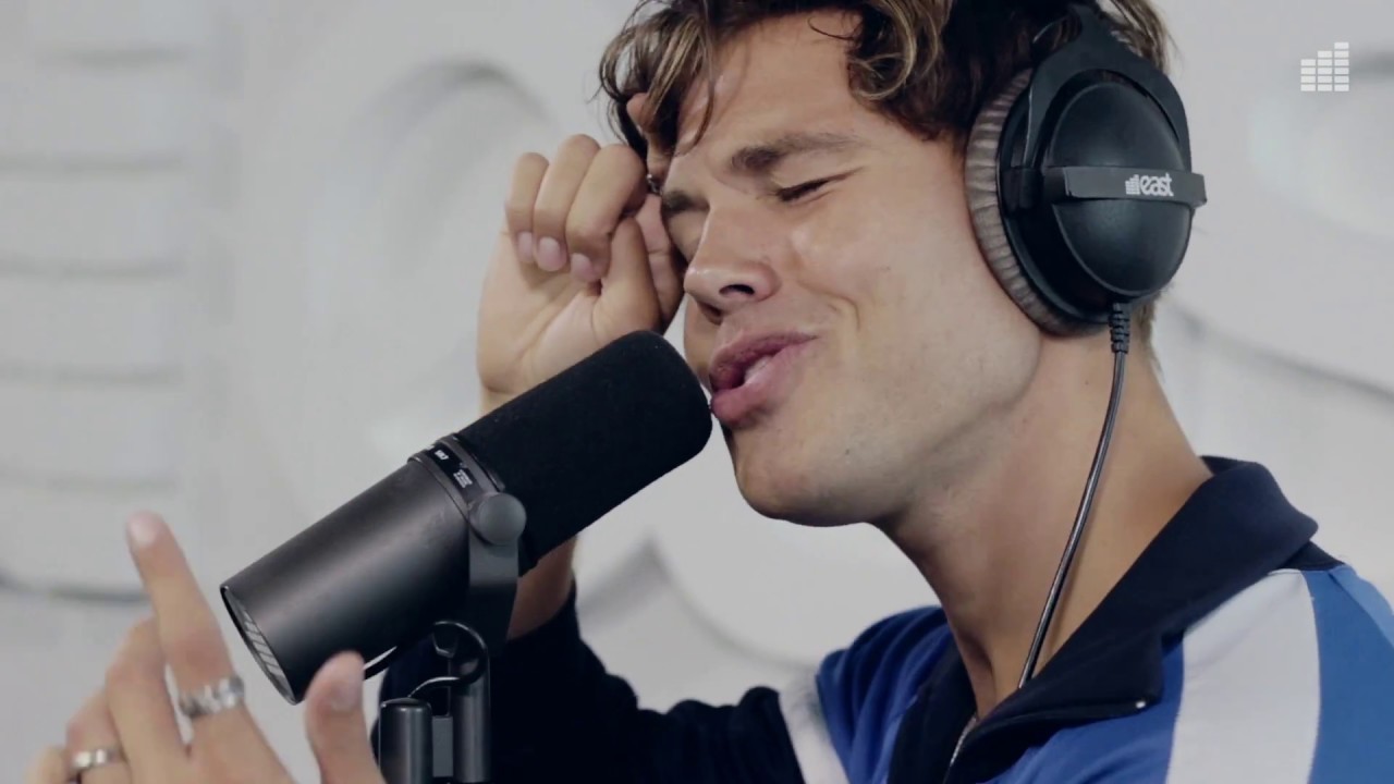 Andreas Wijk - Come THRU (Live @ East FM)