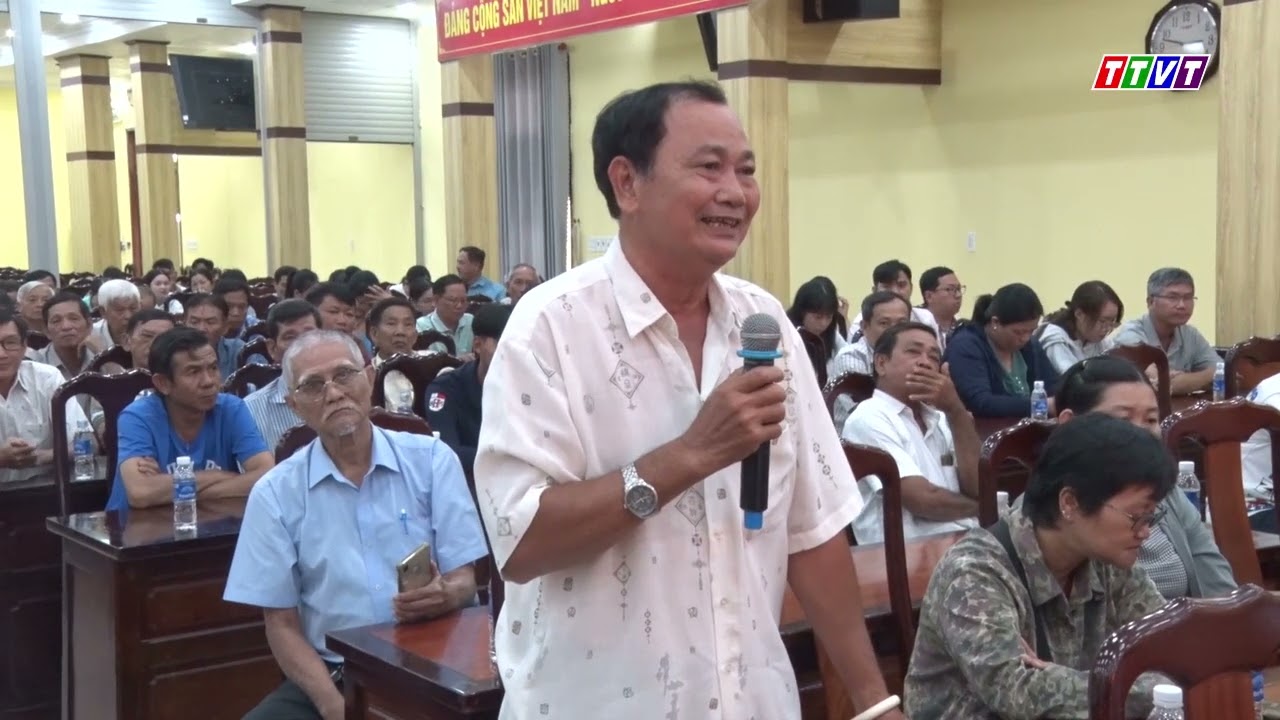 Hội nghị gặp gỡ, tiếp xúc giữa những người ứng cử đại biểu Quốc hội khóa XVI đơn vị bầu cử số 2 