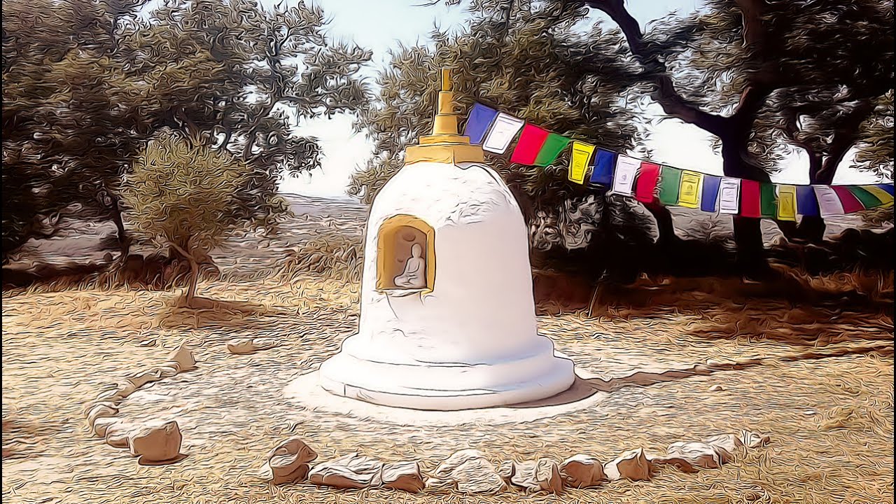 Building a Stupa at Quinta Udyana