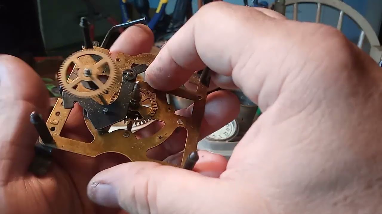 Cuckoo clock repair for beginners (Parts of a clock movement and what they do) Part 2 of 2 see desc.