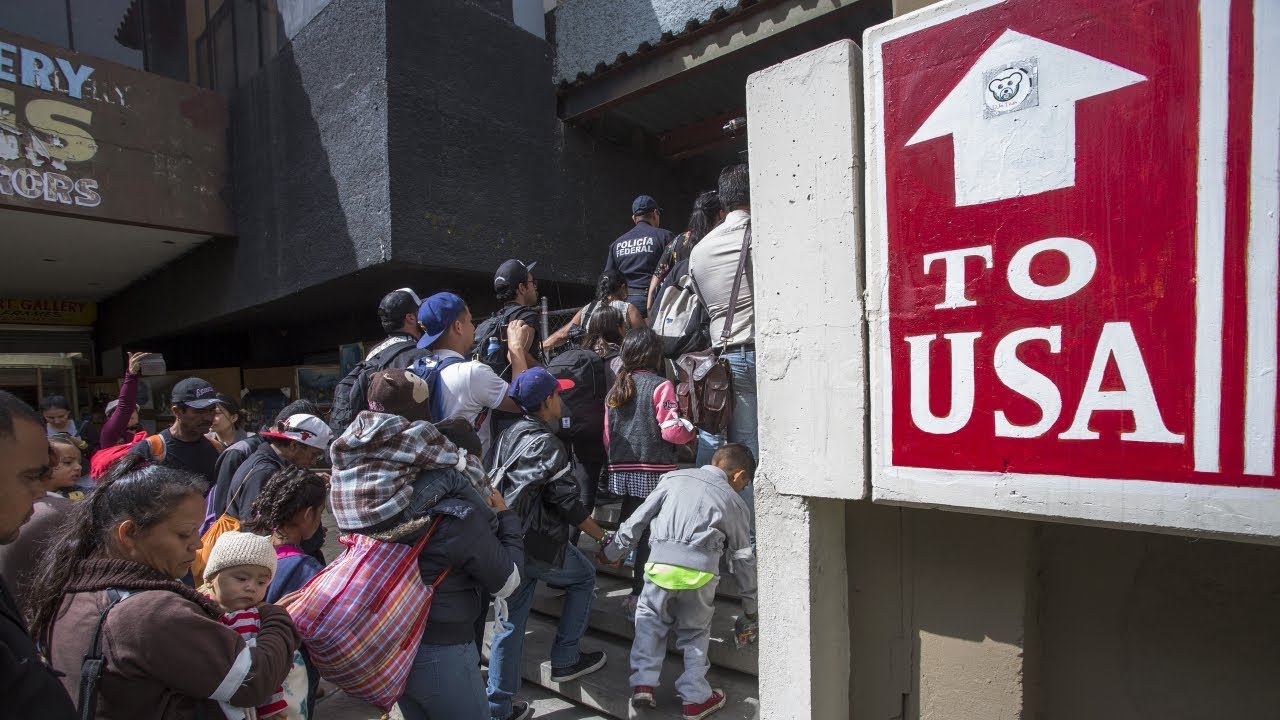 Trump orders changes to asylum process