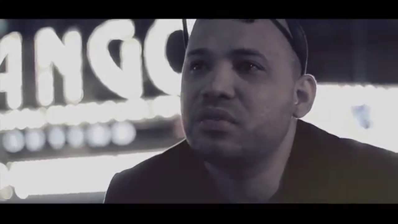 Manny Montes - Un Secreto [Official Video]