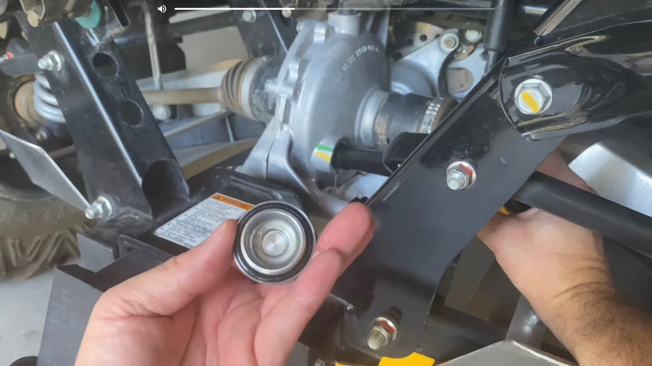 HONDA PIONEER 700 REAR DIFF / FINAL GEAR OIL REPLACEMENT