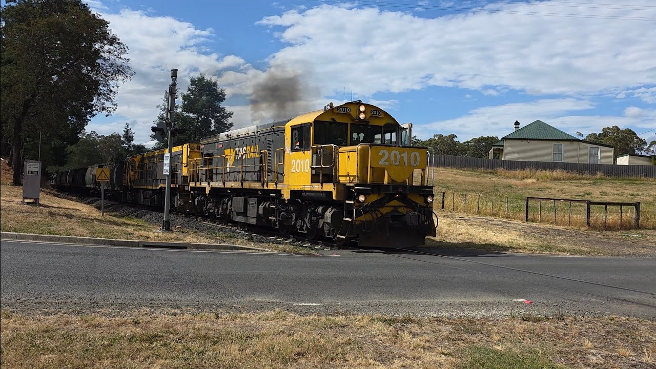 TasRail 2010 TR16 #55 train crossing Relbia Road