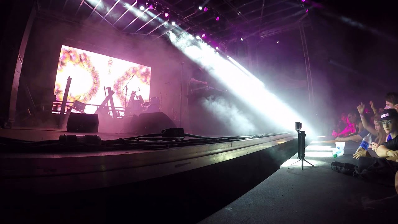 Wave Racer - Flash Drive - TBD Fest 2015