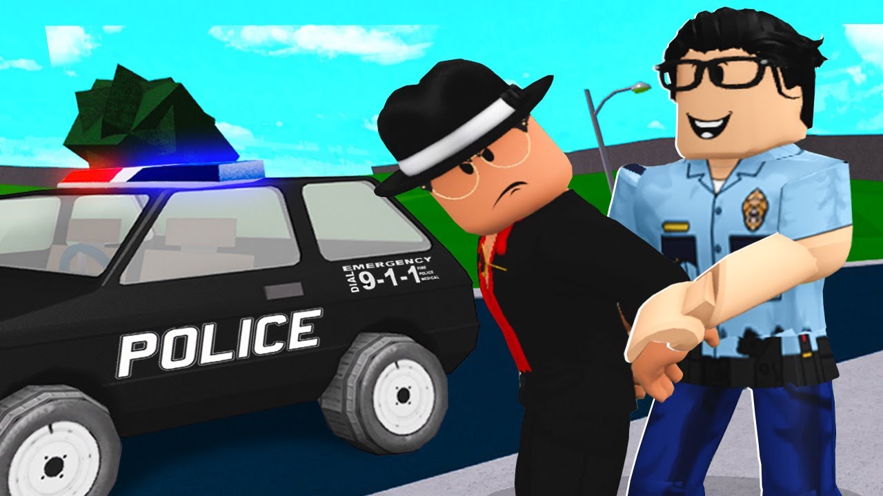 I Became A COP.. I Caught A MOST WANTED Criminal! (Roblox Bloxburg)