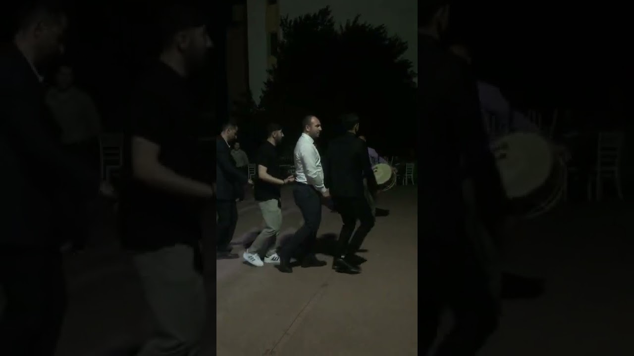 Ondörtlü halayı (Feridun Beşiktepe-Hamit Ağbaba)